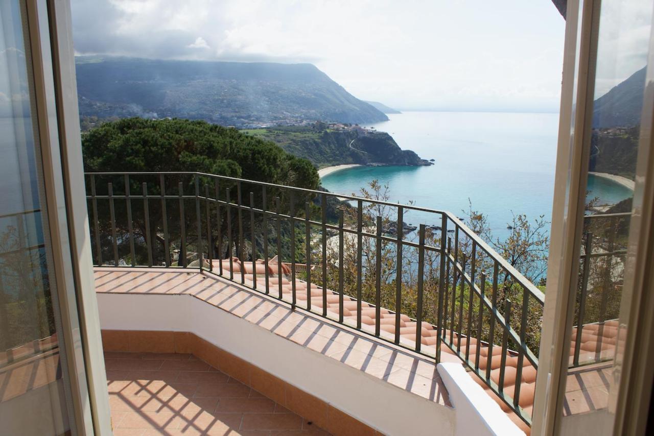 Villamargherita Capo Vaticano Exterior photo